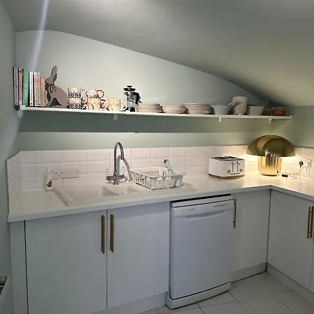 Unique Clifton On Historic Crescent * Bristol