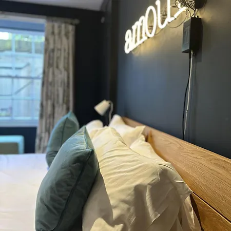 Unique Clifton On Historic Crescent Appartement *