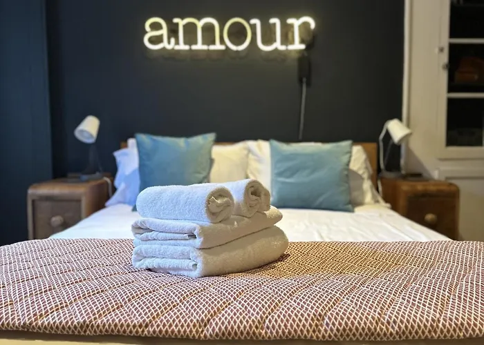 Unique Clifton On Historic Crescent Apartamento