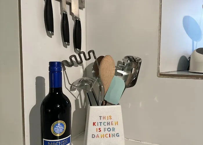 Unique Clifton On Historic Crescent Daire *