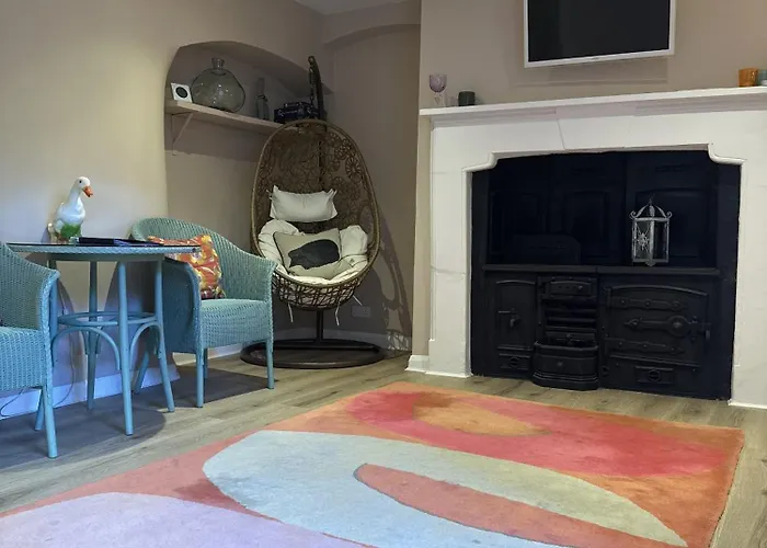 Unique Clifton On Historic Crescent